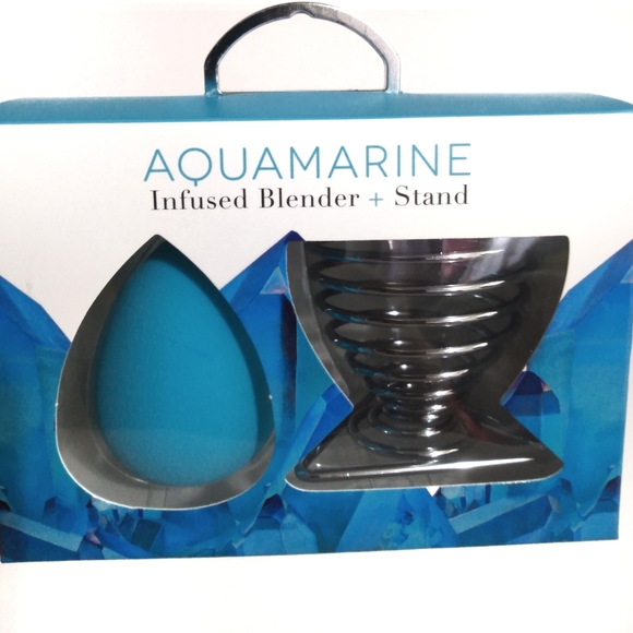 REVIVE AQUAMARINE CRYSTAL INFUSED BLENDER W/ STAND